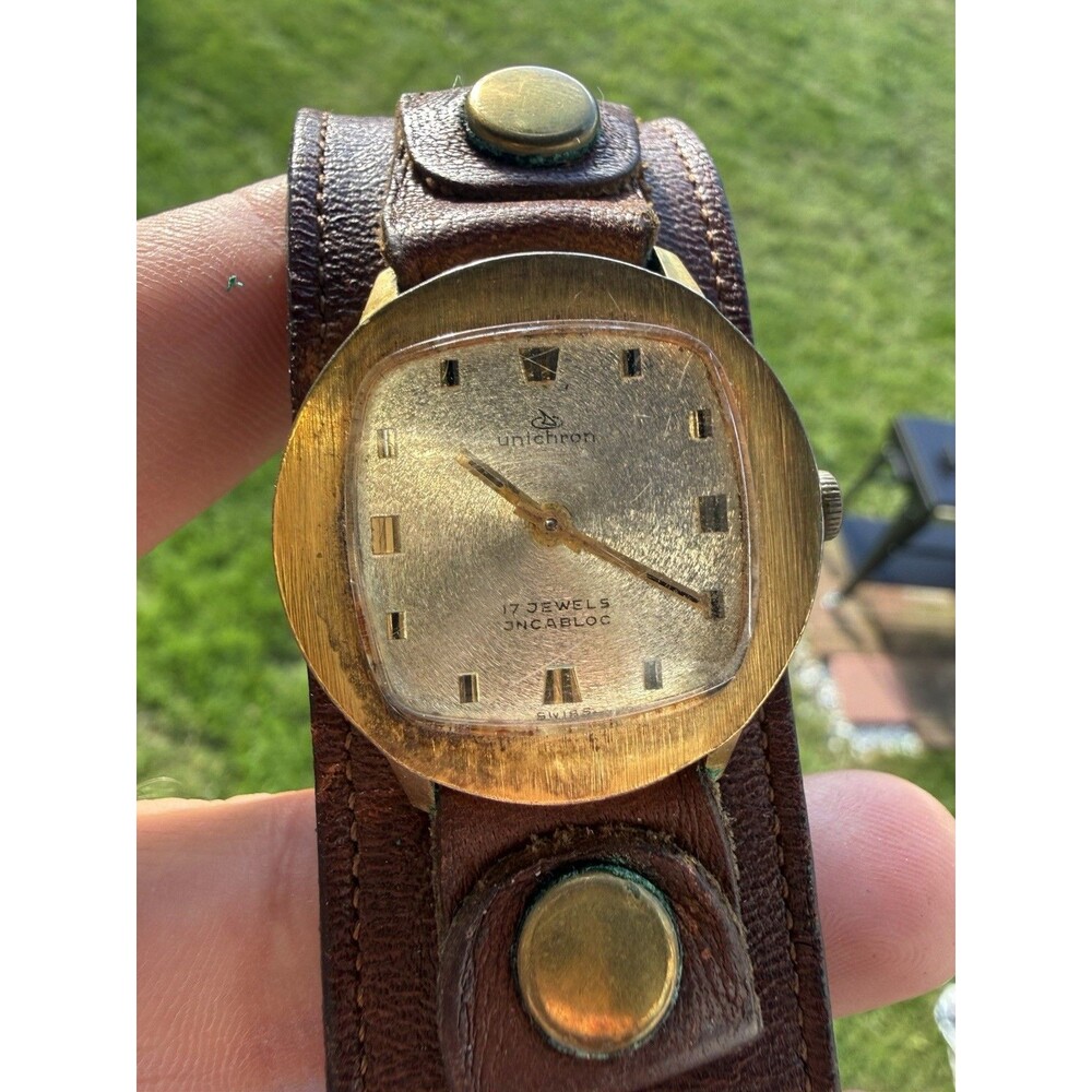 Vintage Unichron 17 Jewels Incabloc Swiss Mechanical Watch Leather Cuff As Is
